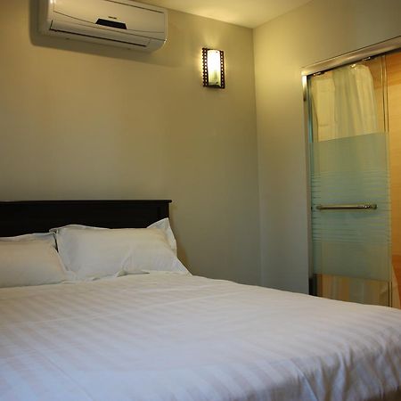 באטרוורת' Se Two Hotel מראה חיצוני תמונה